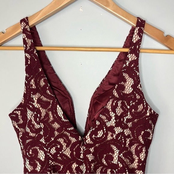 Bardot Julia Deep V Neck Lace Bordeaux Red Sleeveless Bodysuit Size 4 NWT - Picture 14 of 16